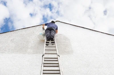 Peinture extérieure à Celles-sur-Durolle — façades et ravalement